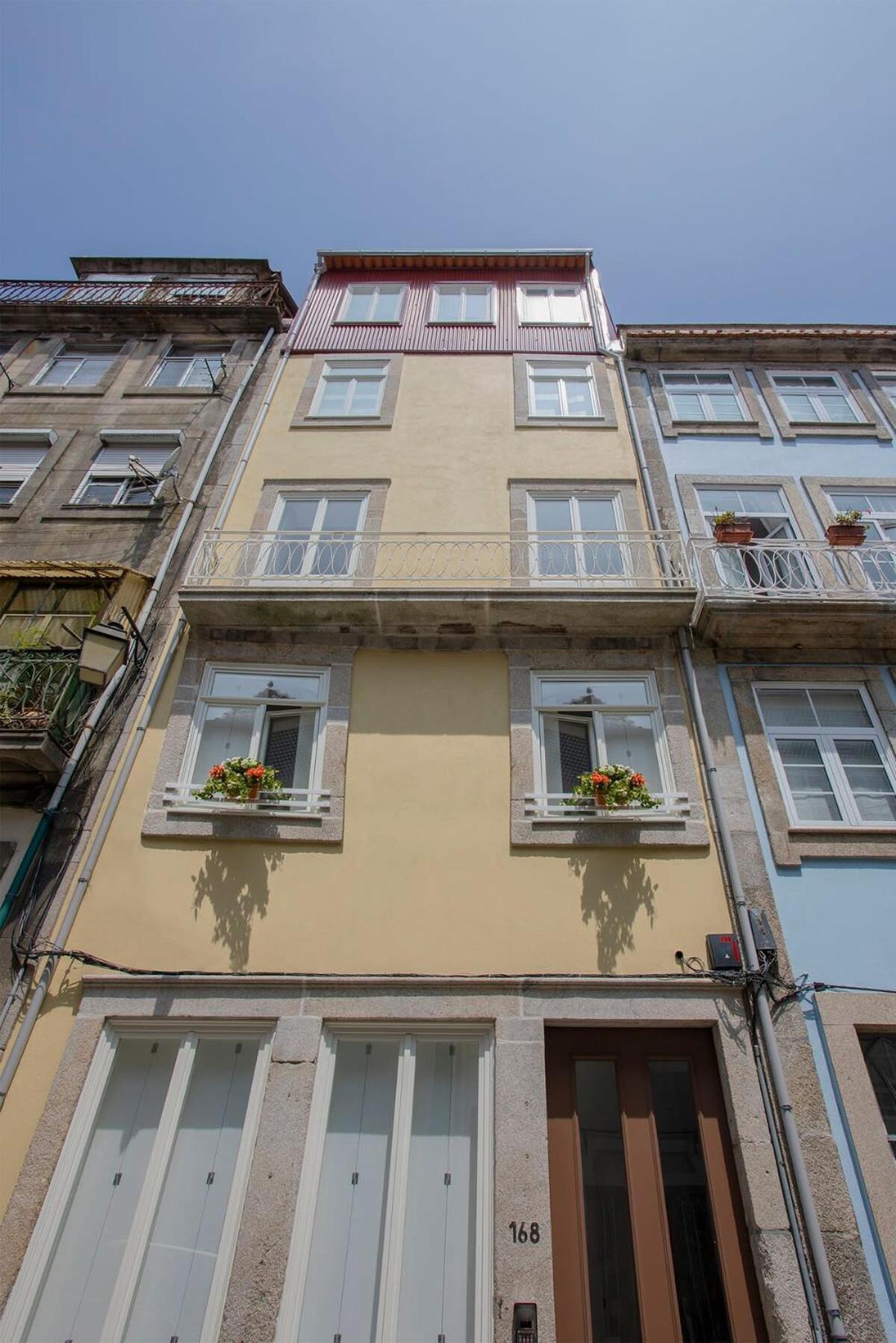 Liiiving In Porto - Clerigos Terrace Apartment Exterior photo